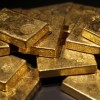 Швейцарские рабочие нашли под кустом золотые слитки